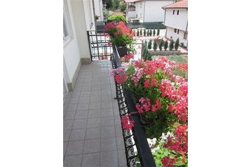 Mazedonien Privát Peshtani, Exterieur